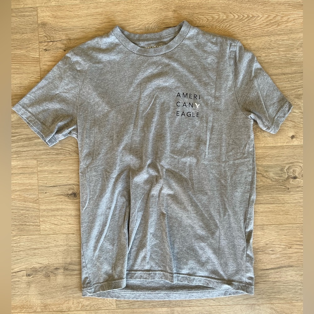American Eagle 🦅 Graphic Tee